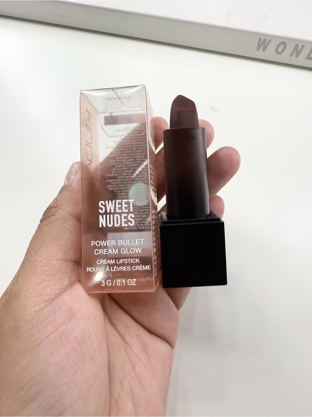 HUDA Beauty Power Bullet Amore Cream Hydrating Lipstick